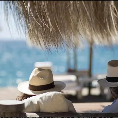 Con Vistas Al Mar Y Parking Privado Incluido