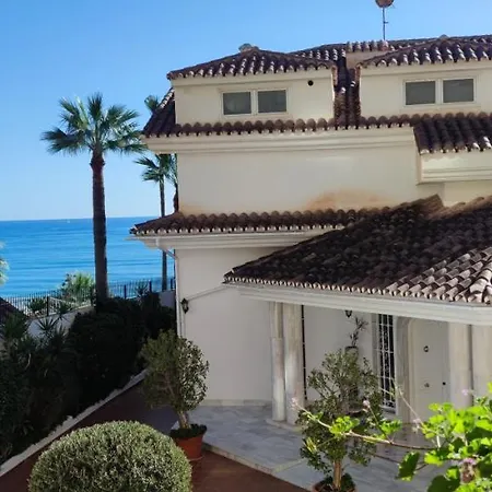 Con Vistas Al Mar Y Parking Privado Incluido Benalmadena
