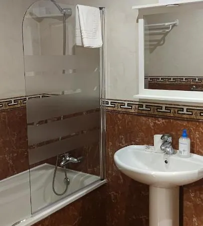 Con Vistas Al Mar Y Parking Privado Incluido Apartment