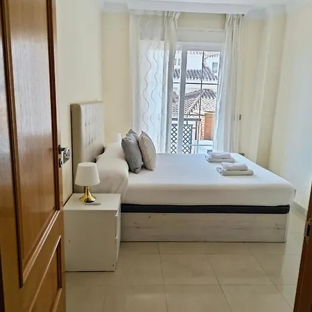 Con Vistas Al Mar Y Parking Privado Incluido